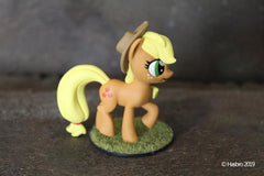 My Little Pony - Apple Jack Miniature | Galactic Gamez